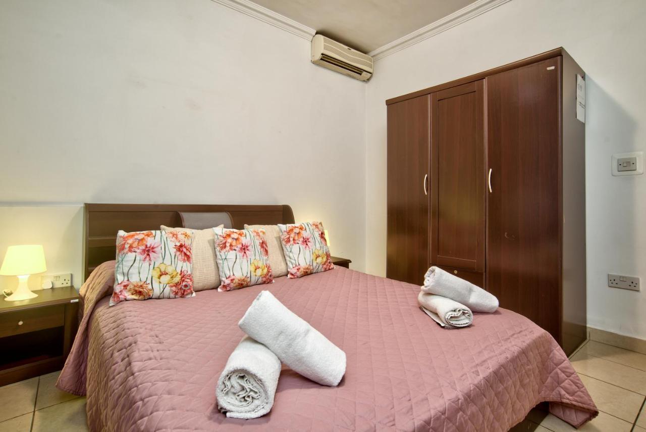 Morina Court - St Julians Seaside Bliss Apartments And Penthouse By Shortletsmalta Saint Julian's Luaran gambar