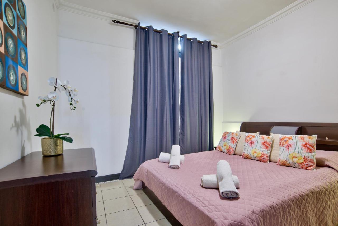 Morina Court - St Julians Seaside Bliss Apartments And Penthouse By Shortletsmalta Saint Julian's Luaran gambar