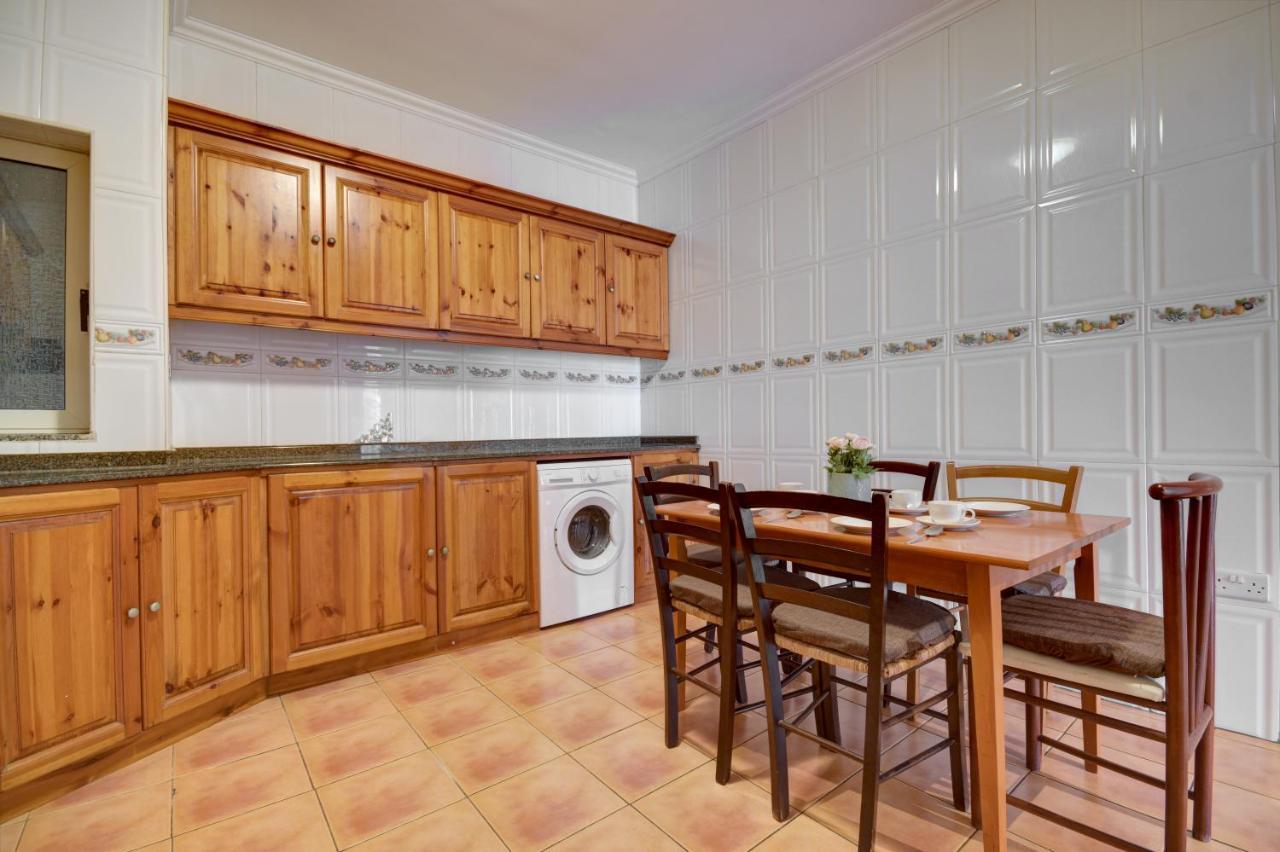 Morina Court - St Julians Seaside Bliss Apartments And Penthouse By Shortletsmalta Saint Julian's Luaran gambar